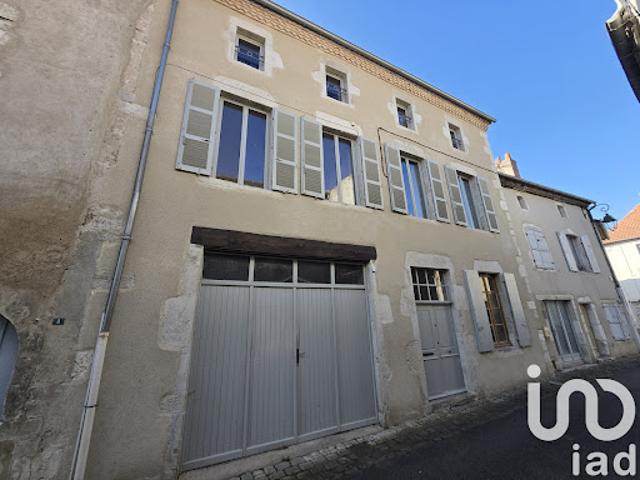 Vente Maison de ville 6 pièces 142 m2 Ebreuil