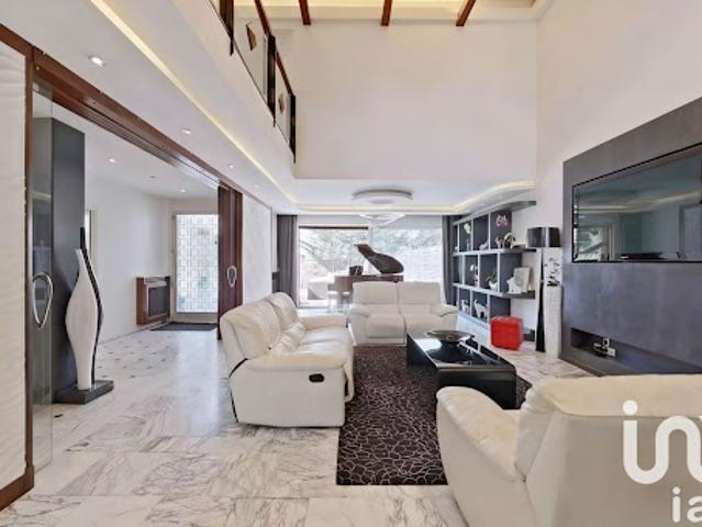 Vente Maison de ville 6 pièces 161 m2 Champigny sur Marne
