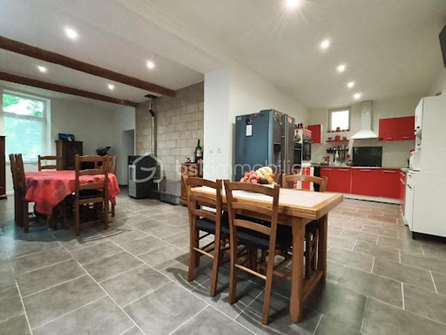 Vente Maison de ville 6 pièces 182 m2 Escatalens