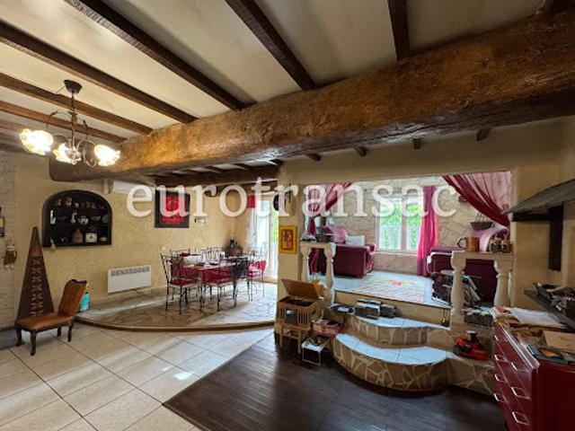 Vente Maison de ville 6 pièces 199 m2 Servian