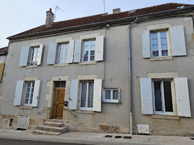 Vente Maison de ville 8 pièces 103 m2 Varzy