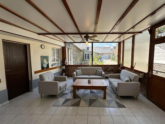 Vente Maison de ville 8 pièces 167.5 m2 Saint Hilaire du Harcouët