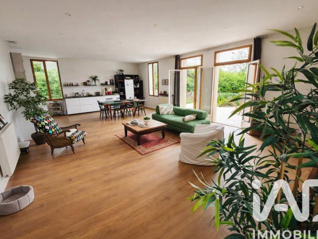 Vente Maison de ville 8 pièces 175m² Pineuilh
