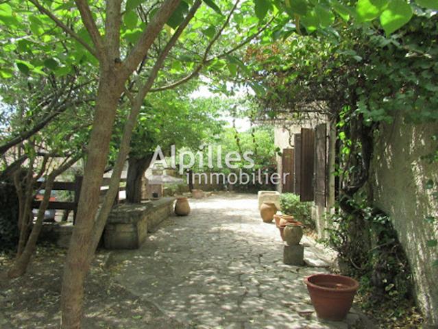 Vente Maison 8 pièces 229 m2 Mouriès