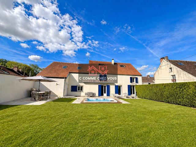Vente Maison 8 pièces 250 m2 La Houssaye en Brie