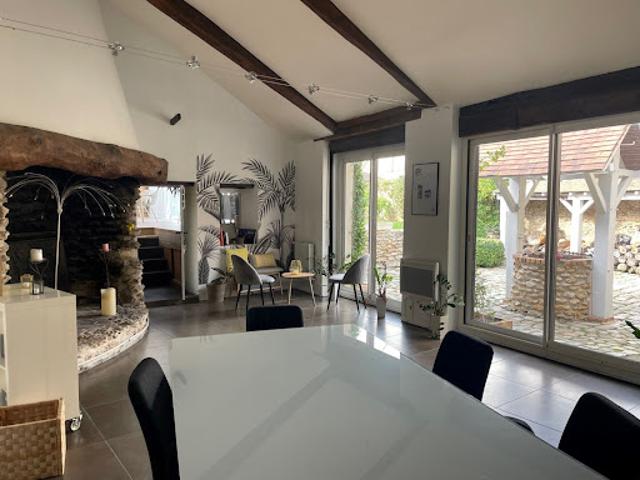 Vente Maison de ville 8 pièces 280 m2 La Queue les Yvelines