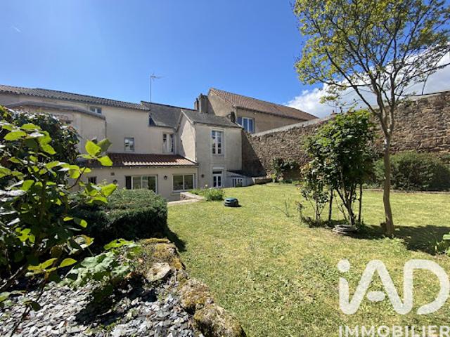 Vente Maison de ville 8 pièces 295 m2 Cholet