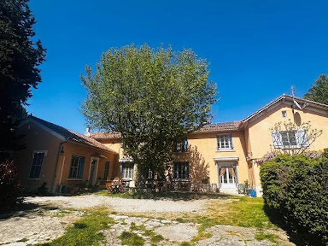 Vente Maison de ville 8 pièces 300 m2 Violès