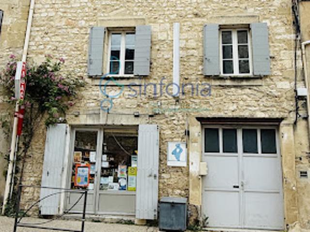 Vente Maison 8 pièces 51 m2 Arpaillargues et Aureillac
