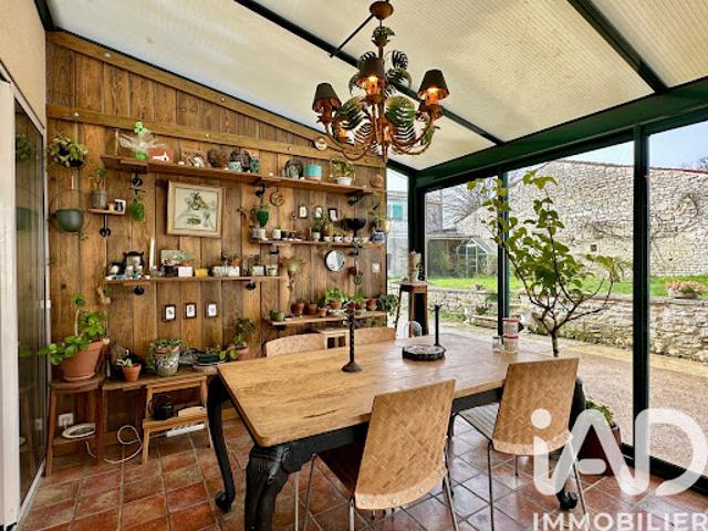 Vente Maison de ville 9 pièces 181 m2 Saint Jean de Liversay