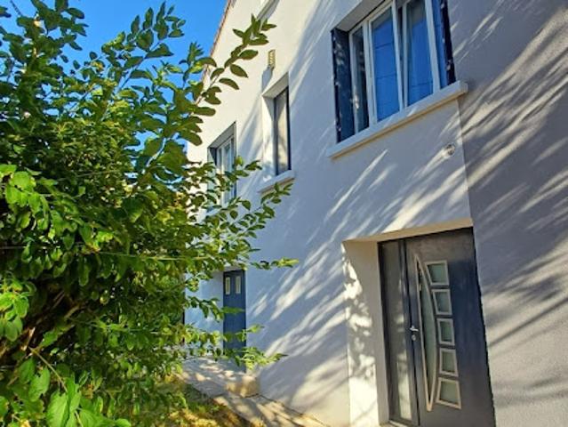 Vente Maison de ville 9 pièces 200 m2 Angouleme