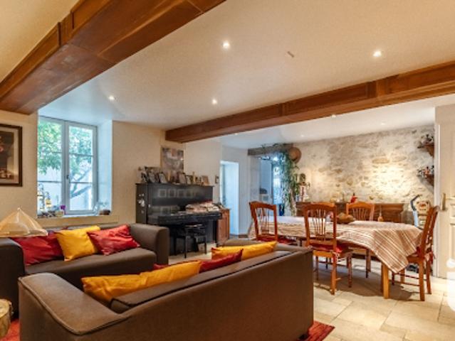 Vente Maison de ville 9 pièces 215 m2 Gensac la Pallue