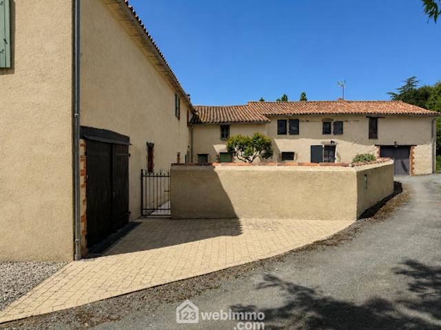 Vente Maison 9 pièces 225 m2 Pouzauges