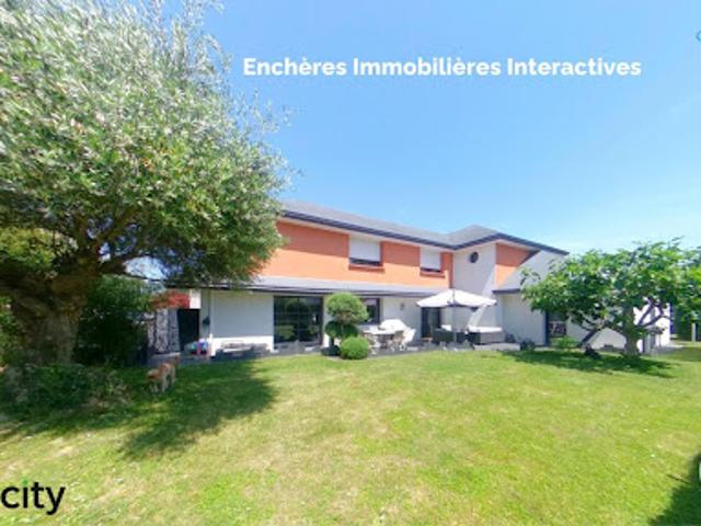 Vente Maison 9 pièces 256 m2 Noyal sur Vilaine