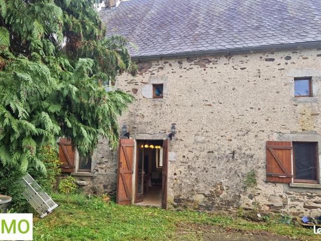 Vente | Maison en pierre | 4p | 3ch | 119 m² | Puy Saint Gulmier | Expo Sud Est | Jardin · Piscine