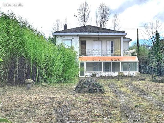 Vente | Maison et grand terrain | 5p | 3ch | 128 m² | Lafox | Terrasse · Balcon