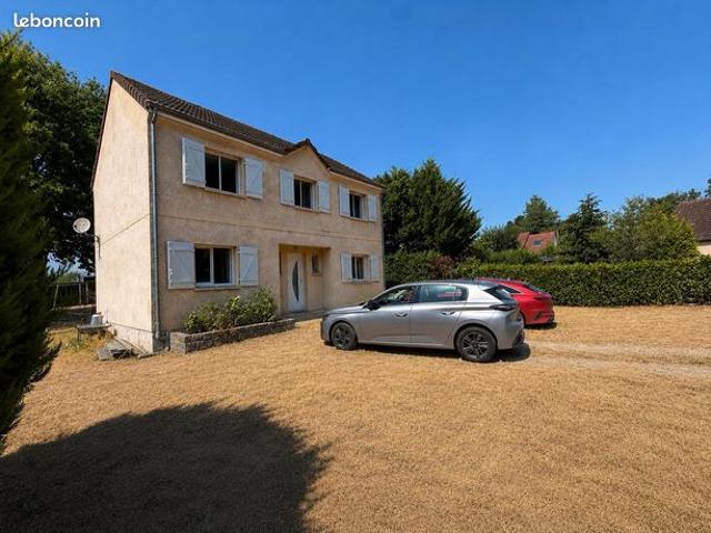 Vente | Maison et grand terrain | 7p | 5ch | 120 m² | Chevry en Sereine | Terrasse · Jardin