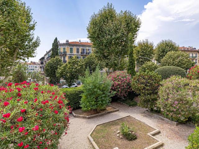 Vente Maison individuelle 3 pièces 77 m2 Nice