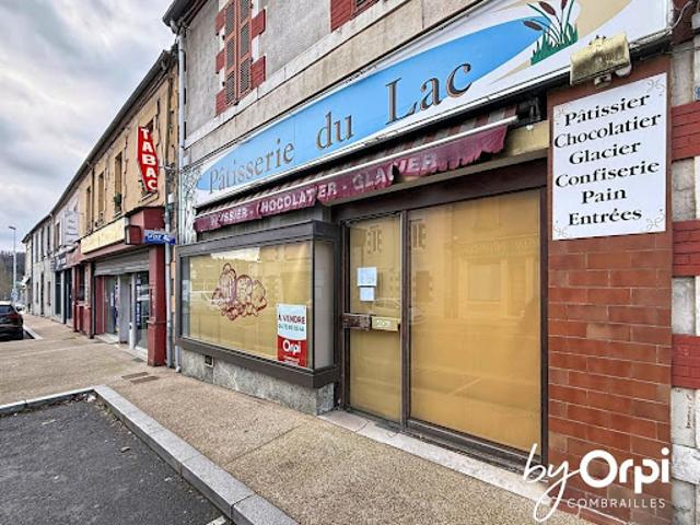Vente Maison 4 pièces 242 m2 Saint Eloy les Mines