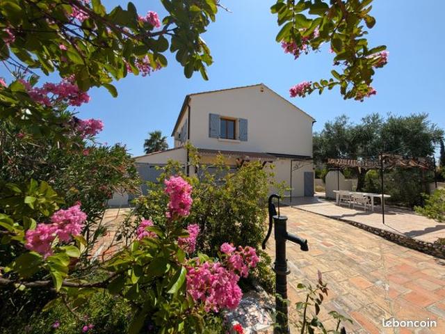 Vente maison montblanc 4 chambres 2 garage 1 jardin