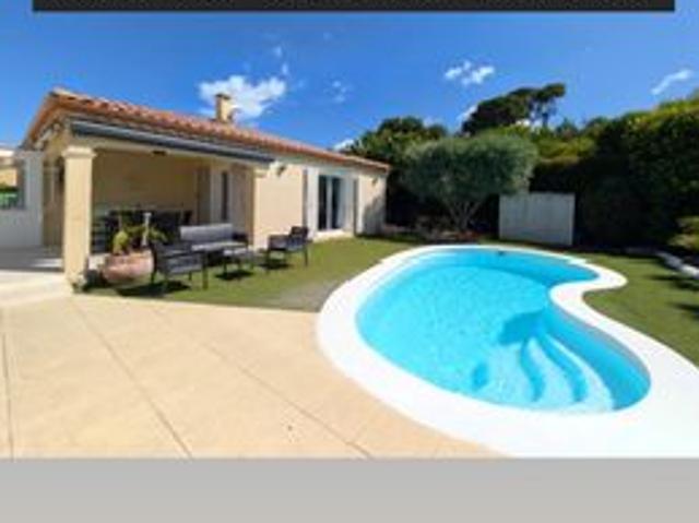 Vente maison plain pied 4 chambres et piscine