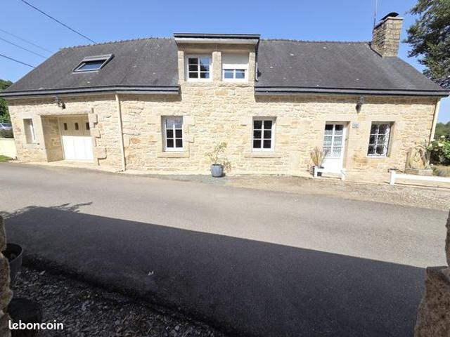 Vente | Maison T5 | 5p | 3ch | 117 m² | Gourin | Expo Est/Ouest | Terrasse · Jardin