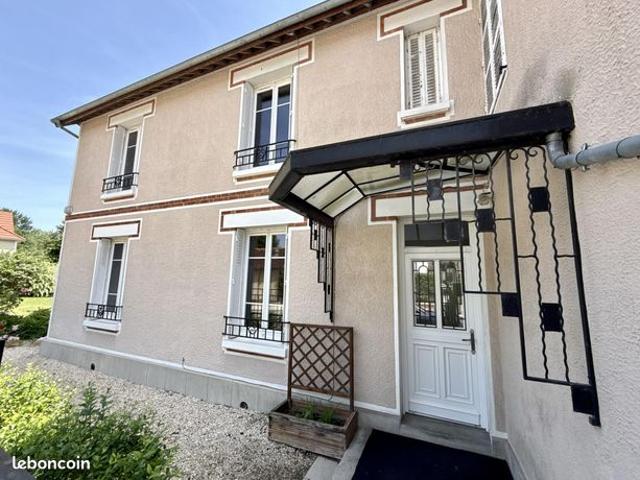 Vente | Maison T6 | 5ch | 163 m² | Saint Lyé | Grange | Terrasse · Jardin 1809 m2