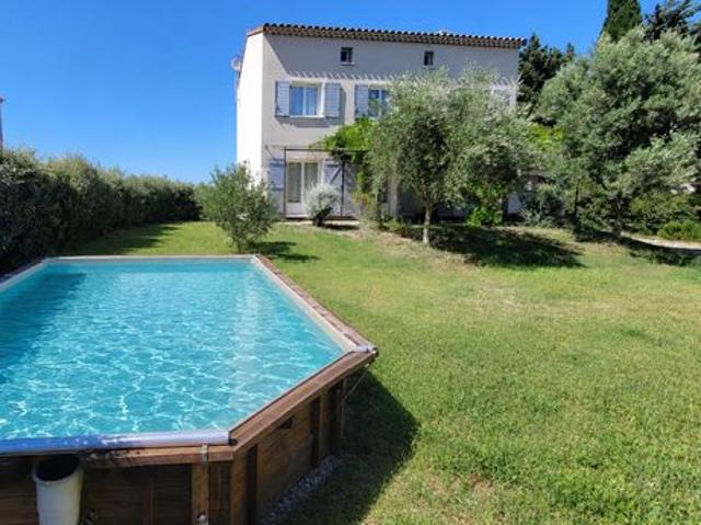 Vente | Maison T6 | 6p | 4ch | 130 m² | Sauveterre | Expo Sud | Terrasse · Piscine