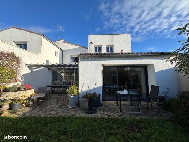 Maison T6+ | 8p | 3ch | 184 m² | Terrasse · Jardin