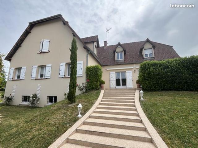 Vente | Maison T6+ | 9p | 6ch | 298 m² | Provins | Terrasse · Jardin