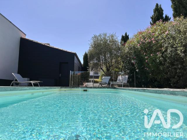 Vente Maison traditionnelle 7 pièces 180m² La Flotte