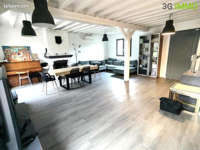 Vente | Maison traditionnelle | 7p | 6ch | 130 m² | Pont l'Évêque | Expo Est/Nord/Ouest/Sud | Terrasse · Jardin · Piscine