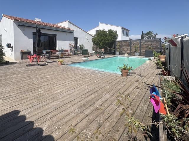Vente Maison traditionnelle 5 pièces 120m² Velaux
