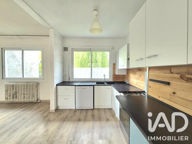 Location Local d'activités 148 m²