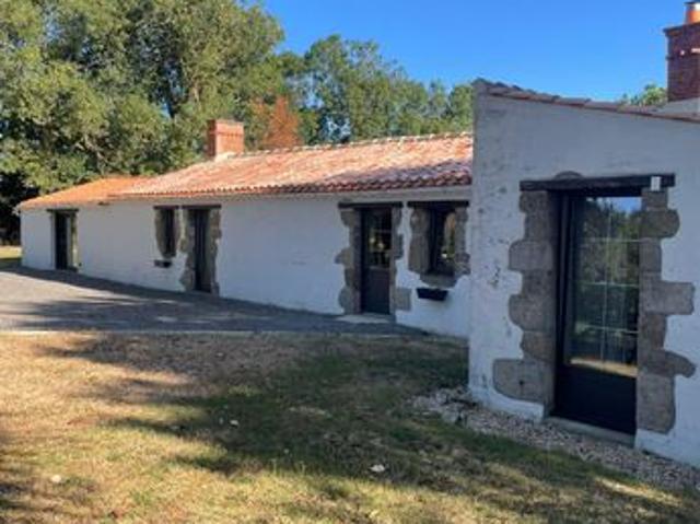 Vente | Maison traditionnelle | 5p | 3ch | 125 m² | Sallertaine | Expo Sud | Terrasse · Jardin