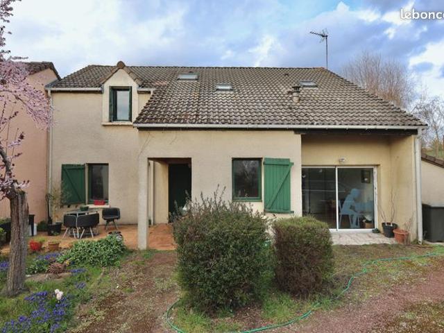 Vente | Maison traditionnelle | 8p | 6ch | 162 m² | Cherisy | Expo Nord Est/Sud | Terrasse · Jardin