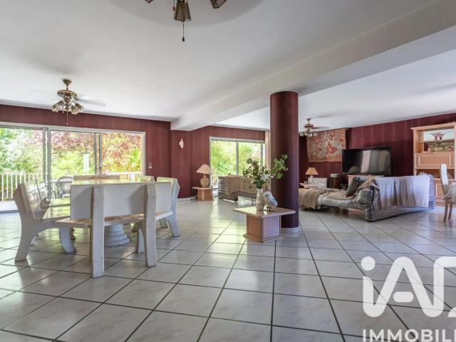 Vente Maison traditionnelle 9 pièces