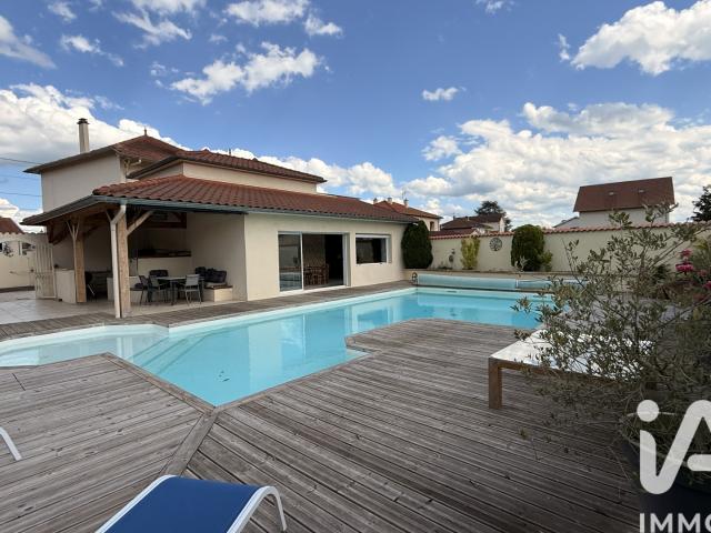 Vente Maison traditionnelle 9 pièces