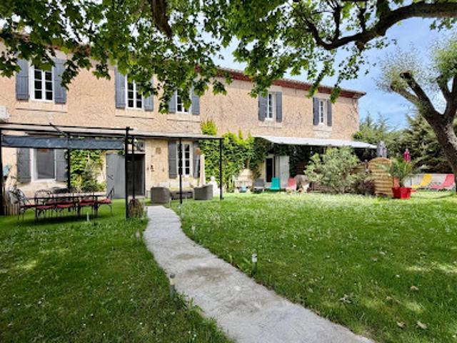 Vente Mas 11 pièces 282 m2 L'Isle sur la Sorgue