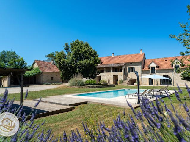 Vente Mas 11 pièces 360 m2 Caylus