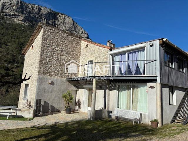 Vente Mas 12 pièces 346 m2 Saint Hippolyte du Fort