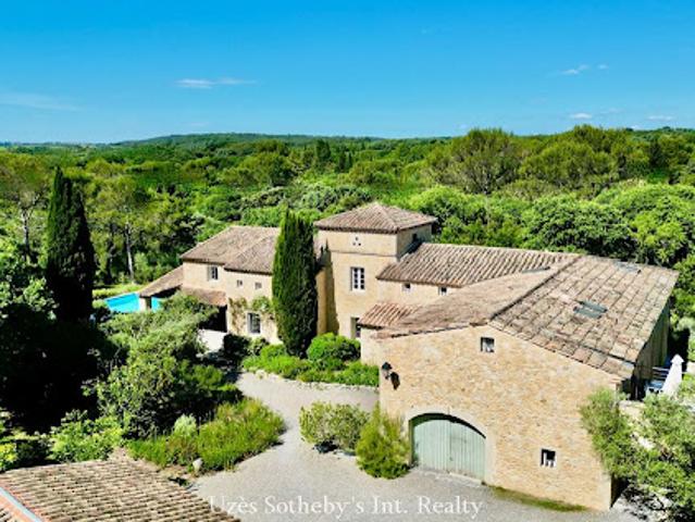 Vente Mas 13 pièces 397 m2 Uzès