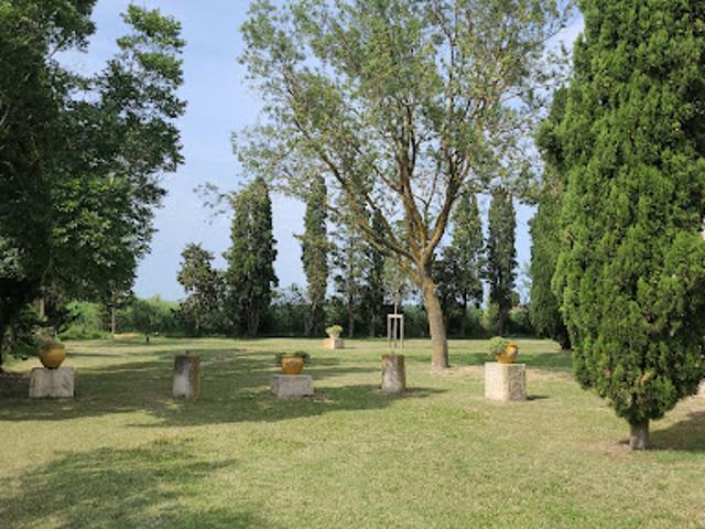 Vente Maison 24 pièces 1000 m2 Nimes