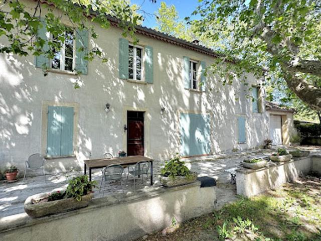 Vente Mas 7 pièces 290 m2 Avignon