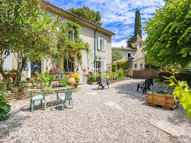 Vente Mas 4 pièces 136 m2 Vaison la Romaine