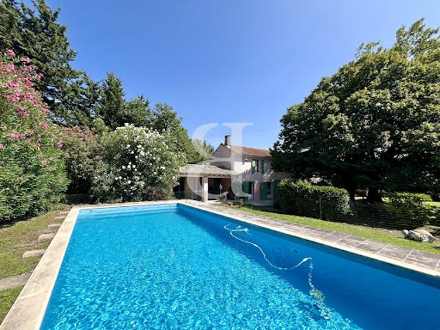 Vente Mas 6 pièces 141 m2 Noves