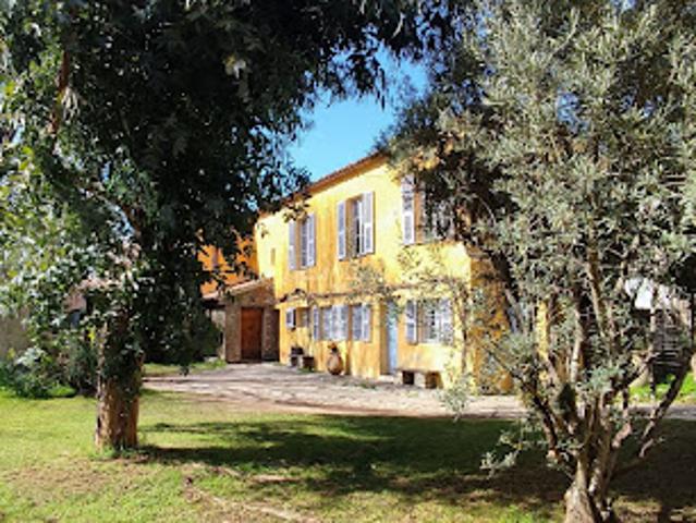 Vente Mas 6 pièces 168.4 m2 Saint Laurent du Var