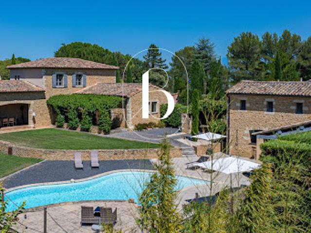 Vente Mas 9 pièces 210 m2 Uzès