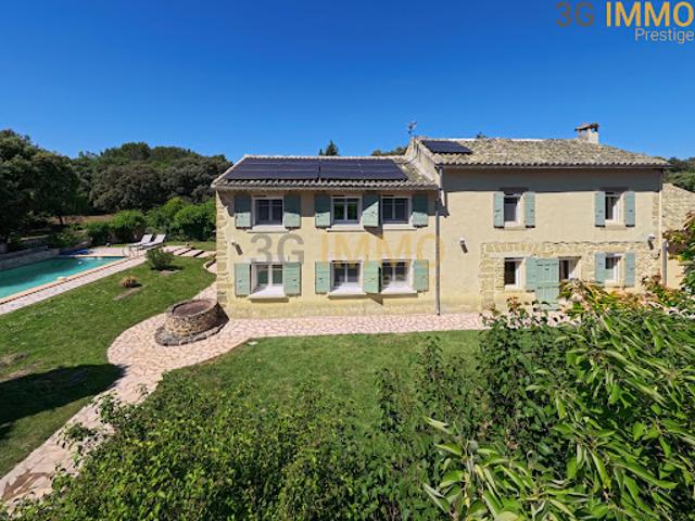 Vente Mas 9 pièces 280 m2 Sérignan du Comtat
