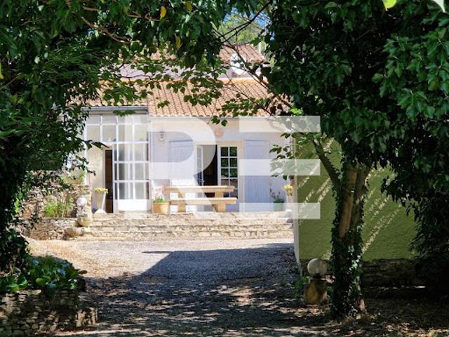 Vente Mazet 6 pièces 114 m2 Nimes
